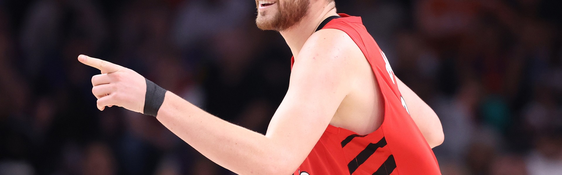 九州体育官网-克林根23+13格兰特23分 开拓者客场轻取太阳