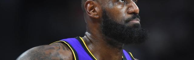 九州体育官方网站-顶级防守激活湖人小阵容 40岁勒布朗要冲击一阵？